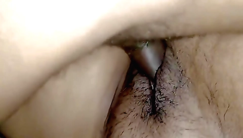 Indian cunt humped hairy bush to fuck in amateur clip