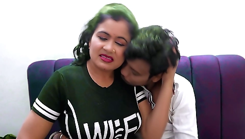 Indian amateur with big tits gets fucked by her stepbrother