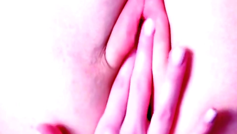 Indian girl masturbates herself for free on hd porn