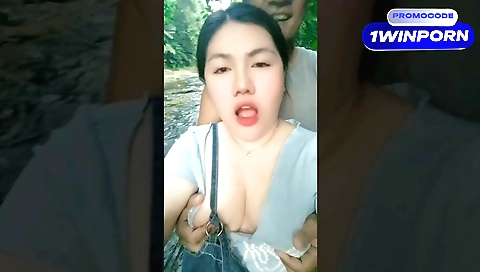 Hot indian teen gets penetrated by her lover outdoors