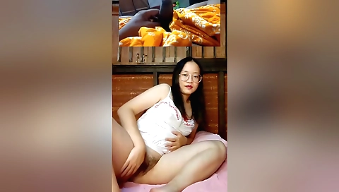 Indian sex with a scared doctor in the doctor's room