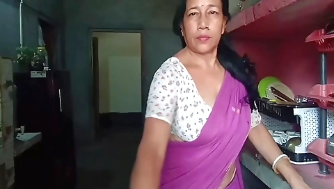 Indian milf outdoor solo in the forest on first time