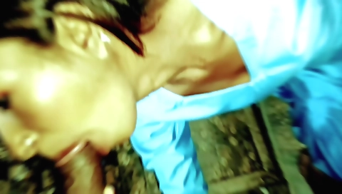 Amateur indian babe with a big ass sucking a fat man