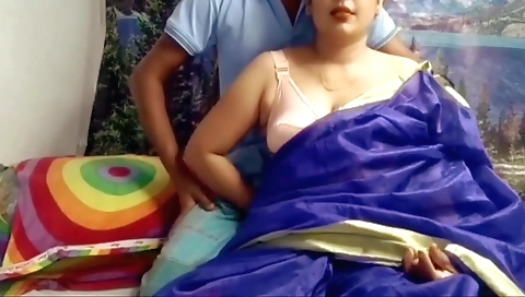 Indian hairy girl amateur fetish showing hairy cunt