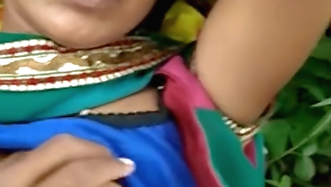 Indian brunette with hairy bush gets boned outside