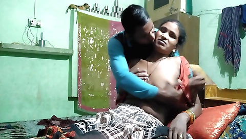 Indian girl fucked her boyfriend after she's been horny for a while