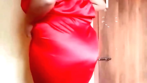 Indian amateur woman masturbating in a webcam video