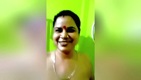 Big ass brunette shows her boobs and big tits on webcam