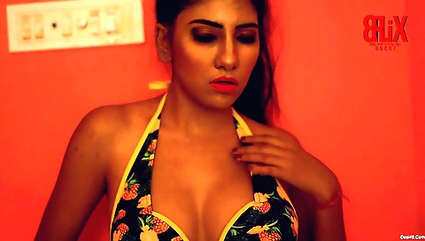 Stunning brunette with perfect body takes on a solo fashion
