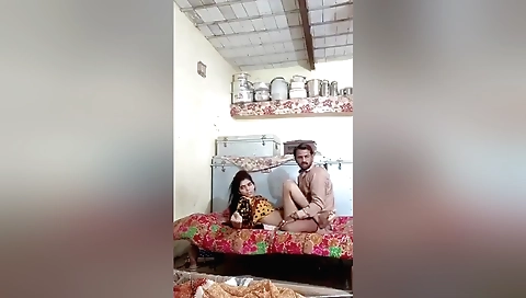 Amateur brunette girl gives a blowjob to her boyfriend