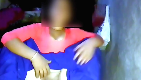 Bhabhi with big boobs and puffy tits wants to have fun with herself
