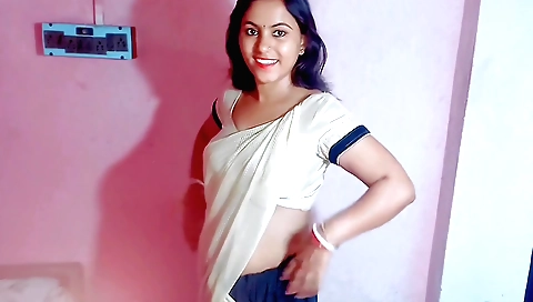My housewife is a super-hot indian slut with a sexy body
