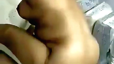 Indian amateur sex video with selling a small amount of money