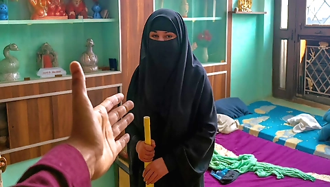 Busty indian stepdaughter in-law Pakistani aunt sucks
