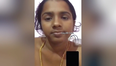 Indian brunette shows her nice body with her sexy hairy pussy