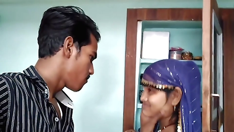 Indian beauty gets a nice creampie and gets to fuck a big guy