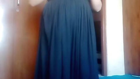 Chubby indian chick has her breasts sucked by a webcam