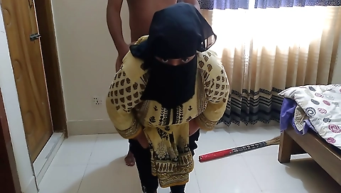 Indian stepmom fucks her stepson in her home basement