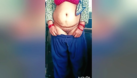 Indian sex video with a man who fucks his wife's ass