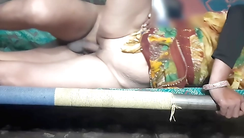 Indian teen is fucked by a guy in an amateur video