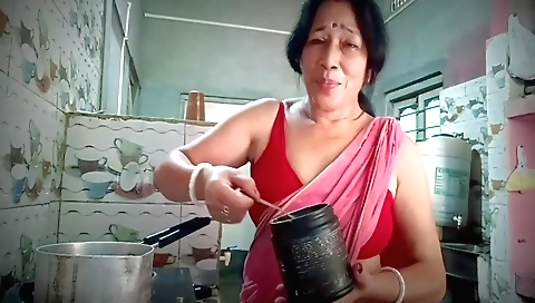 Indian amateur girl sucking and fingering by her lover