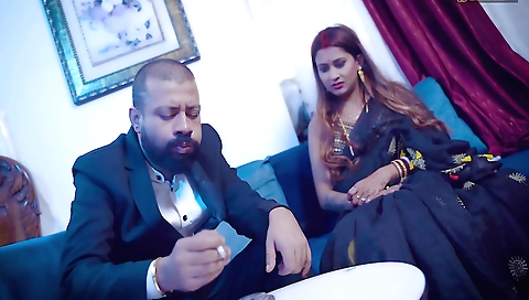 Desi tharki lawyer sexually seduces innocent cute girl