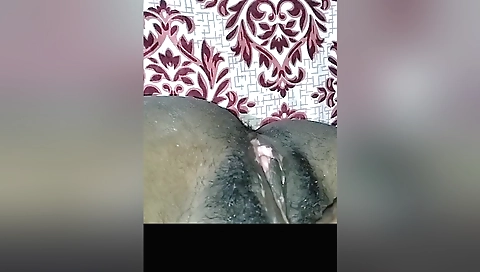 Amateur fetish video with hairy hairyIndian chudh chudi