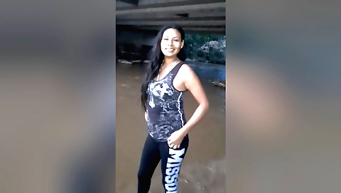 Indian stepsister gets nailed by stepbrother in river
