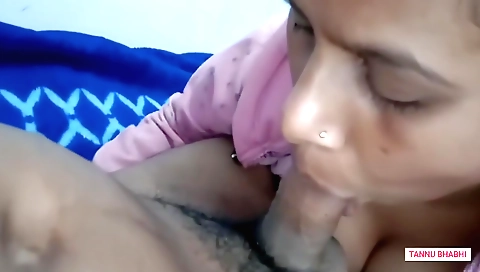 Amateur Indian big assed bhabhi fucked by her stepbrother