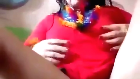 I fuck in my amateur solo video with a brunette milf