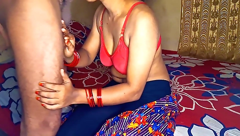 Indian girlfriend fucked in her bedroom in her outfit