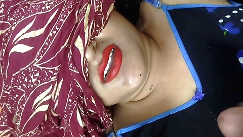 Indian brunette with a small face gets her pussy wiped